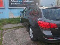 Usata Opel Astra 101 CV (74 kW) 2011 Grigio Berlina