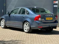 Gebraucht Volvo S40 Momentum 150 PS (110 kW) 2010 Blau Limousine