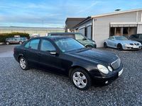 Gebraucht Mercedes E200 122 PS (89 kW) 2003 Schwarz Limousine