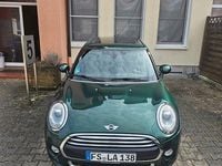 Second-hand Mini Cooper 136 CP (100 kW) 2017 Verde Hatchback