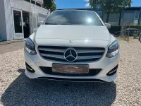 Gebraucht Mercedes B180 109 PS (80 kW) 2014 Weiß Kleinwagen