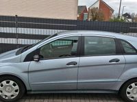 Gebraucht Mercedes B180 109 PS (80 kW) 2005 Blau Van / Kleinbus