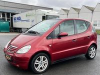 Gebraucht Mercedes A160 Elegance 102 PS (75 kW) 2000 Rot Van / Kleinbus