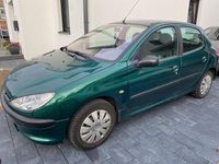 Gebraucht Peugeot 206 75 PS (55 kW) 2001 Grün Kleinwagen