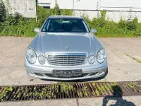 Gebraucht Mercedes E200 163 PS (119 kW) 2003 Silber Limousine