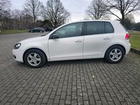 Gebraucht VW Golf VI 80 PS (58 kW) 2009 Weiß Kleinwagen