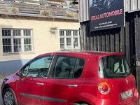 Gebraucht Renault Modus 80 PS (58 kW) 2004 Rot Van / Kleinbus