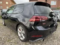 Gebraucht VW Golf VII GTI 245 PS (180 kW) 2018 Deep black perleffekt (metallic) Kleinwagen