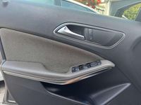 Gebraucht Mercedes 200 156 PS (114 kW) 2014 Grau Kombi