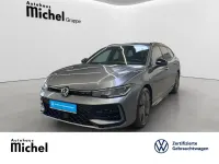 Gebraucht VW Passat Style 150 PS (110 kW) 2025 Grau Kombi
