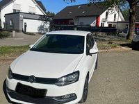 Gebraucht VW Polo Allstar 60 PS (44 kW) 2016 Weiß Limousine