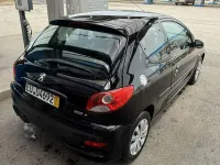 Gebraucht Peugeot 206 73 PS (53 kW) 2012 Schwarz Limousine