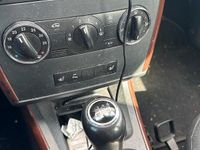 Gebraucht Mercedes 180 109 PS (80 kW) 2007 Grau Limousine