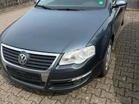 Gebraucht VW Passat 122 PS (89 kW) 2009 Grau Kombi