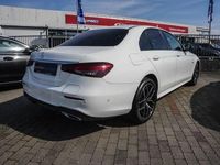Gebraucht Mercedes E300 AMG 306 PS (225 kW) 2021 Weiß Limousine