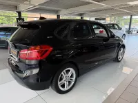 Gebraucht BMW 225 Active Tourer Advantage 136 PS (100 kW) 2019 Schwarz Van / Kleinbus