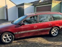 Second-hand Opel Omega 1997 Roșu Berlinǎ