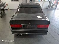 Gebraucht Mercedes 190 188 PS (138 kW) 1992 Schwarz Limousine