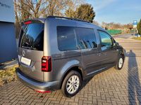 Gebraucht VW Caddy Comfortline 102 PS (75 kW) 2016 Indiumgrau metallic Van / Kleinbus