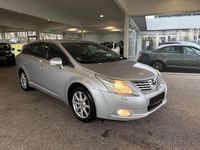 Gebraucht Toyota Avensis 2012 Silber Limousine