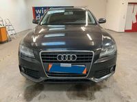 Gebraucht Audi A4 Attraction 160 PS (117 kW) 2011 Grau Kombi