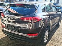Gebraucht Hyundai Tucson Trend 132 PS (97 kW) 2017 Braun SUV