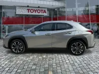Gebraucht Lexus UX 250h 184 PS (135 kW) 2023 Silber SUV
