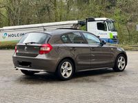 gebraucht BMW 120 d *Automatik*Navi*S-Dach*TÜV-NEU*ALU*