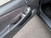 Używany Toyota Corolla 2002 Czarny Hatchback