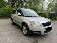 Używany Skoda Yeti Ambition 110 KM (80 kW) 2013 Srebrny SUV