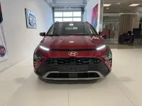 Gebraucht Hyundai Bayon 99 PS (72 kW) 2023 Dragon red/rot SUV