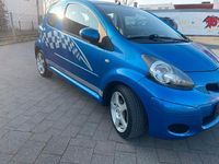 Gebraucht Toyota Aygo 68 PS (50 kW) 2010 Blau Kleinwagen