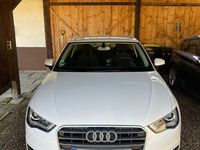 Gebraucht Audi A3 Attraction 110 PS (80 kW) 2014 Weiß Limousine