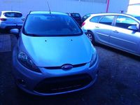Gebraucht Ford Fiesta 82 PS (60 kW) 2008 Silber Kleinwagen