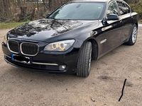 Gebraucht BMW 730 245 PS (180 kW) 2010 Schwarz Limousine