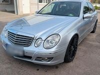 Usata Mercedes E420 314 CV (230 kW) 2005 Argento Berlina