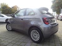 Gebraucht Fiat 500e Action 69 kW (95 PS) 2023 Grau Kleinwagen