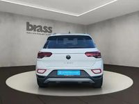 Second-hand VW T-Roc Style 110 CP (80 kW) 2023 Alb SUV