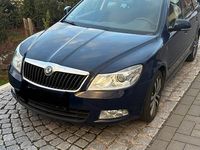 Gebraucht Skoda Octavia 105 PS (77 kW) 2012 Blau Kombi