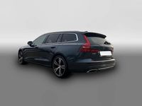 Gebraucht Volvo V60 Plus 455 PS (334 kW) 2022 Blau Kombi