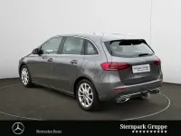 Gebraucht Mercedes B200 Progressive 163 PS (119 kW) 2019 Grau Kleinwagen