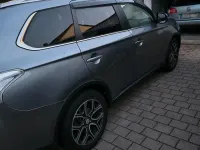 Gebraucht Mitsubishi Outlander 150 PS (110 kW) 2015 Grün SUV