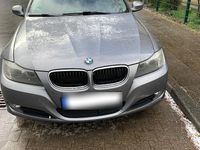 Gebraucht BMW 316 116 PS (85 kW) 2011 Grau Kombi