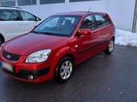 Gebraucht Kia Rio 97 PS (71 kW) 2006 Rot Kleinwagen