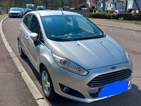 Gebraucht Ford Fiesta SYNC Edition 80 PS (58 kW) 2014 Silber Kleinwagen