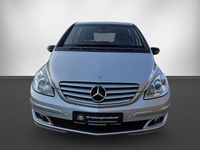 Gebraucht Mercedes B200 136 PS (100 kW) 2008 Polarsilber  metalliclack Van / Kleinbus