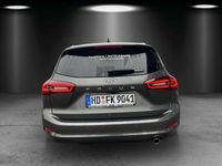 Gebraucht Ford Focus Titanium 125 PS (91 kW) 2024 Fantastic red tc Kombi