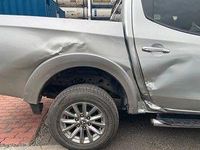 Używany Mitsubishi L200 Plus 181 KM (133 kW) 2016 Srebrny Pickup