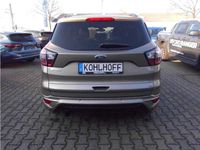 Gebraucht Ford Kuga ST-Line 150 PS (110 kW) 2019 Pyritsilber metallic (metallic) SUV