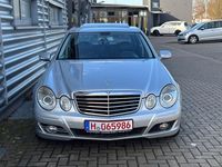 Gebraucht Mercedes E280 Avantgarde 190 PS (139 kW) 2007 Silber Limousine